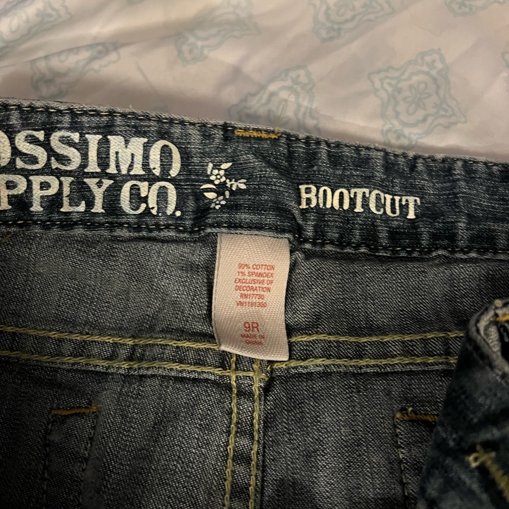 2pairs of size 9 with tags